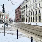 Good Morning - 100m Rynek - Netflix - Free Parking - 3 Separate - Ac Breslavia