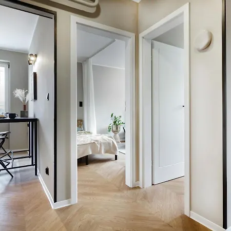 Apartament Good Morning Wroclaw - Klimatyzacja - 100M Rynek - Netflix - Free Parking - 3 Separate Rooms - Ac Appartamento *