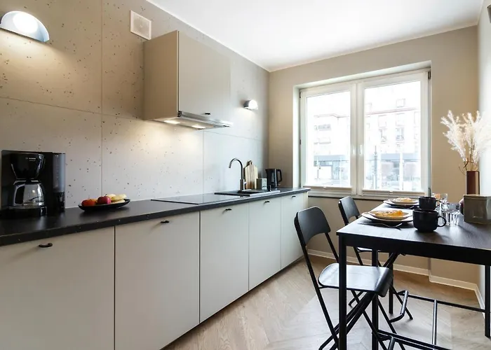 Good Morning - 100m Rynek - Netflix - Free Parking - 3 Separate - Ac